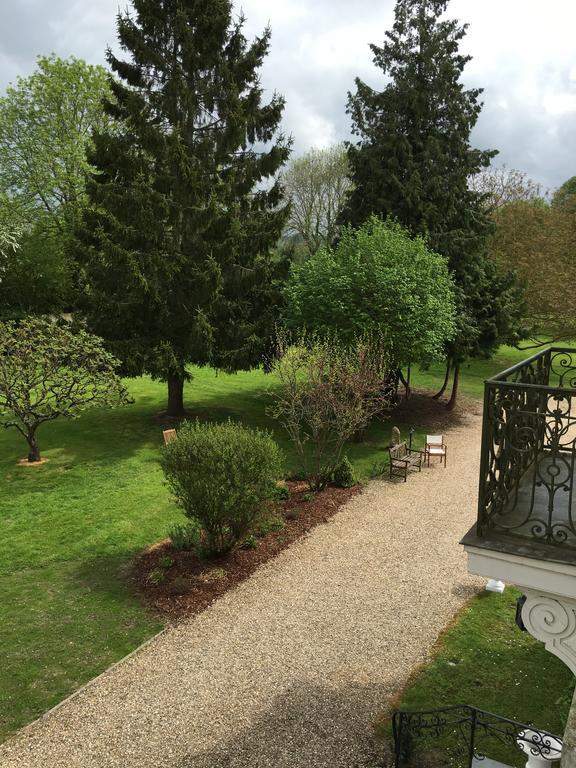 Manoir Le Mesnil Saint-Martin-aux-Chartrains Exterior foto