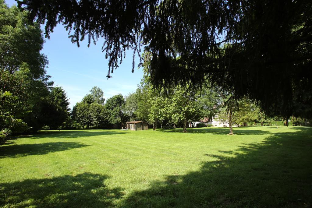 Manoir Le Mesnil Saint-Martin-aux-Chartrains Exterior foto